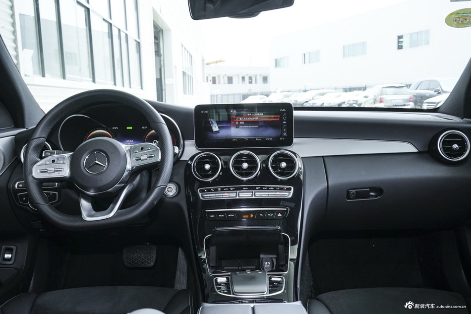 2019款奔驰C级C 260 2.0T自动运动版